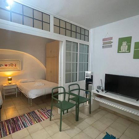 Stazione Centrale & Universita Lovely Apartment Bari Luaran gambar