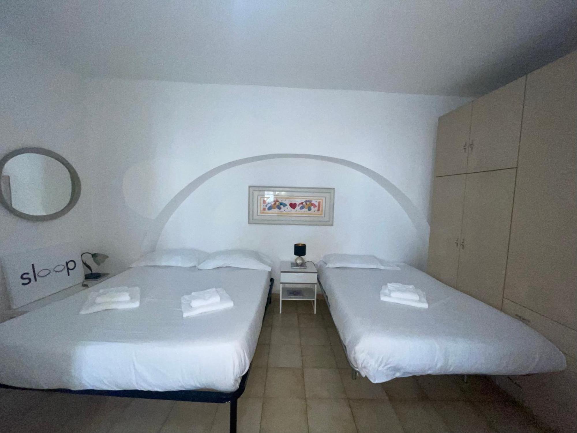 Stazione Centrale & Universita Lovely Apartment Bari Luaran gambar